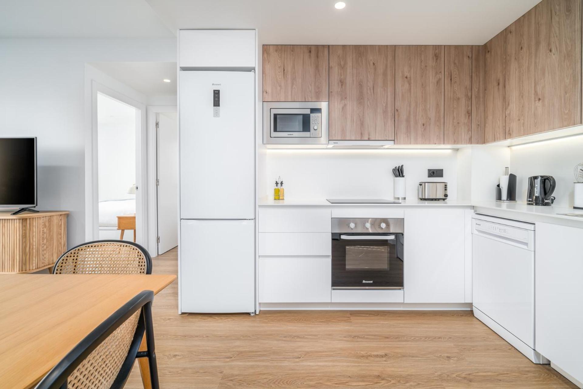Limehome Barcelona Placa Pirineus L'Hospitalet de Llobregat Værelse billede