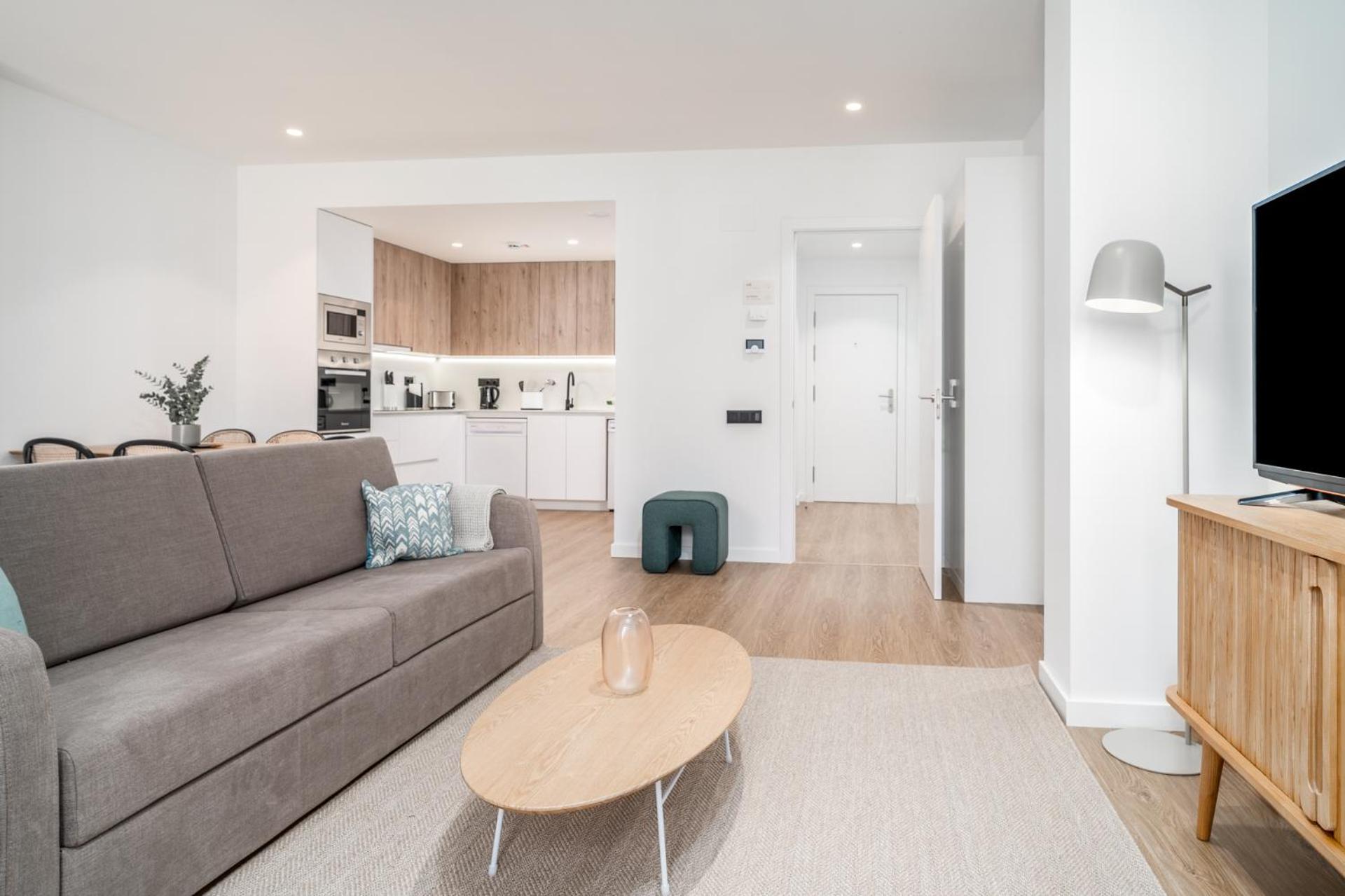 Limehome Barcelona Placa Pirineus L'Hospitalet de Llobregat Eksteriør billede